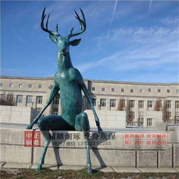 廣場(chǎng)銅鹿廠家.jpg