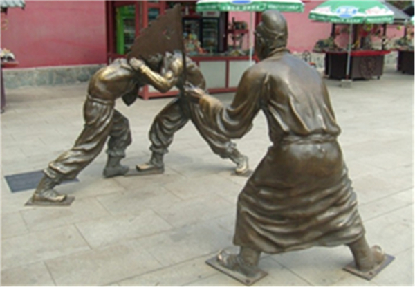 定做腳力爭(zhēng)雄雕塑.jpg