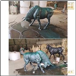 鑄銅關(guān)公 低頭銅牛雕塑