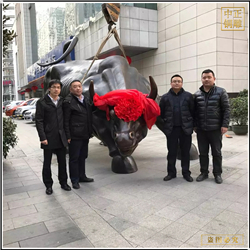 鑄銅關(guān)公 3米旺市銅牛擺件