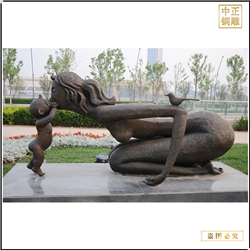 鑄銅關(guān)公 母女親吻銅雕塑