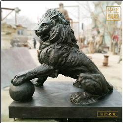 鑄銅關(guān)公 獅子踩繡球雕塑